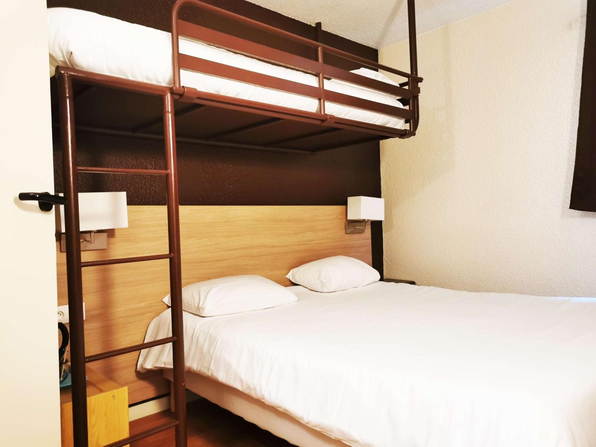 Brit Hotel Essentiel Tours Nord Kültér fotó