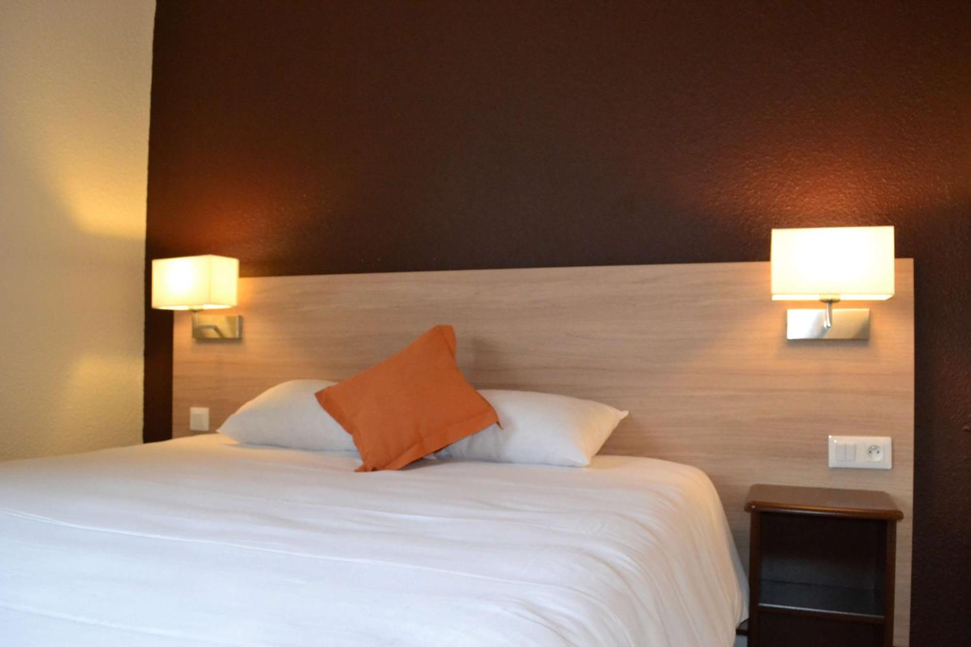 Brit Hotel Essentiel Tours Nord Kültér fotó