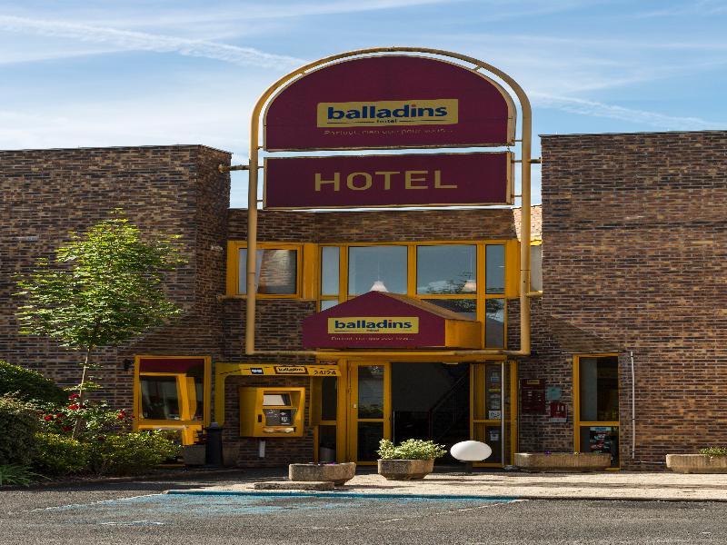 Brit Hotel Essentiel Tours Nord Kültér fotó