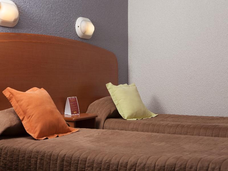 Brit Hotel Essentiel Tours Nord Kültér fotó