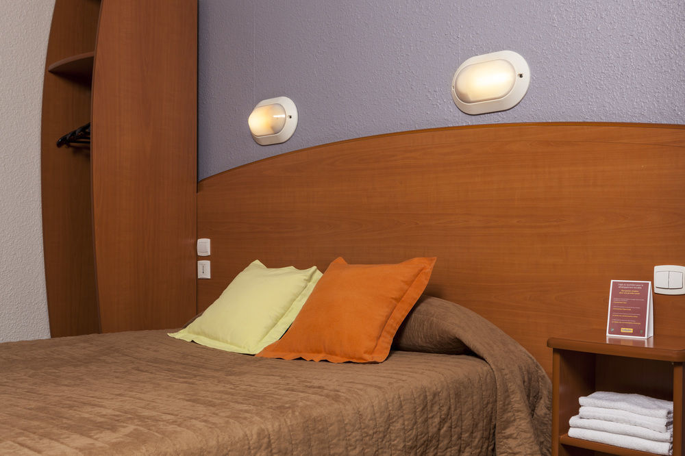 Brit Hotel Essentiel Tours Nord Kültér fotó