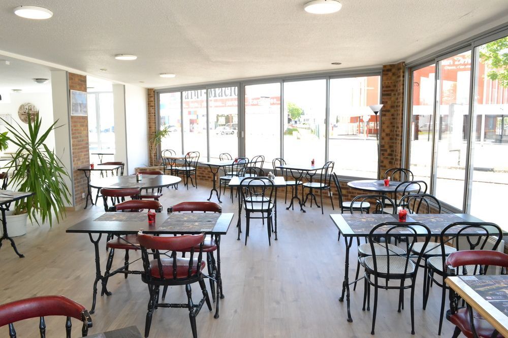 Brit Hotel Essentiel Tours Nord Kültér fotó