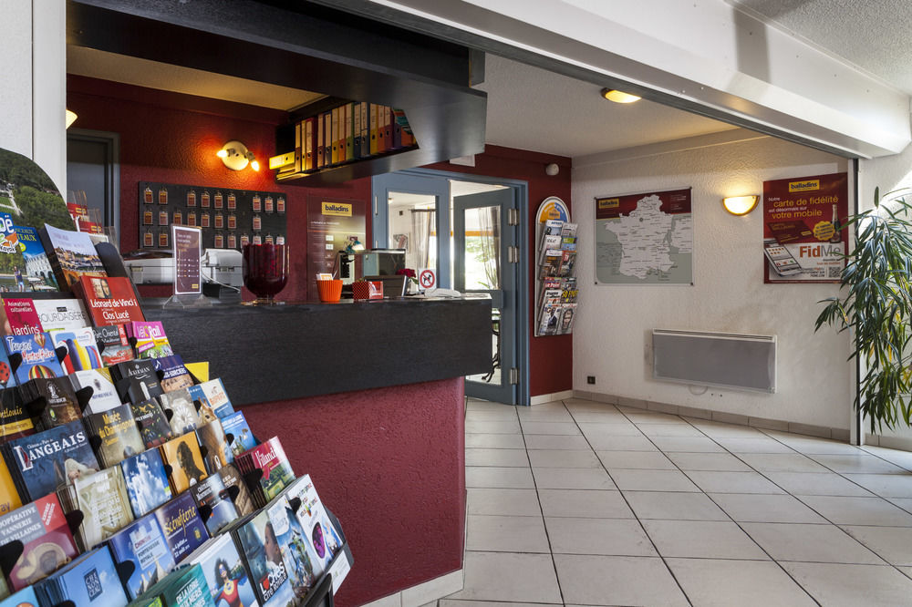 Brit Hotel Essentiel Tours Nord Kültér fotó